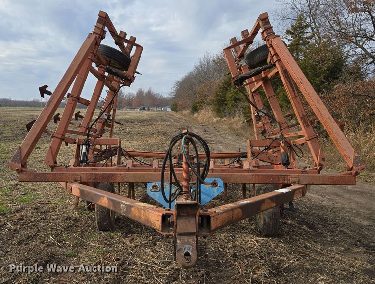image for item EQ3776 Hesston field cultivator