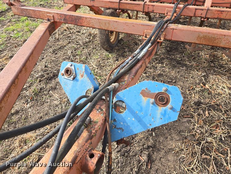 image for item EQ3776 Hesston field cultivator