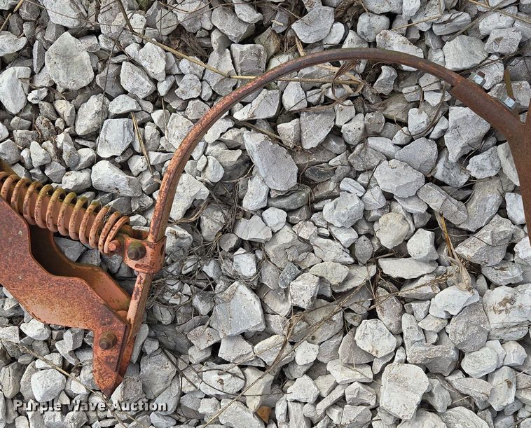 image for item EQ3776 Hesston field cultivator