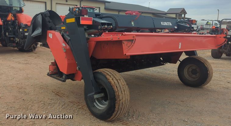 image for item ER1011 2018 Kubota DMC8540T windrower