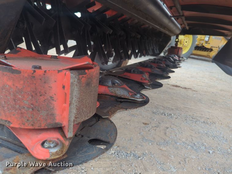 image for item ER1011 2018 Kubota DMC8540T windrower