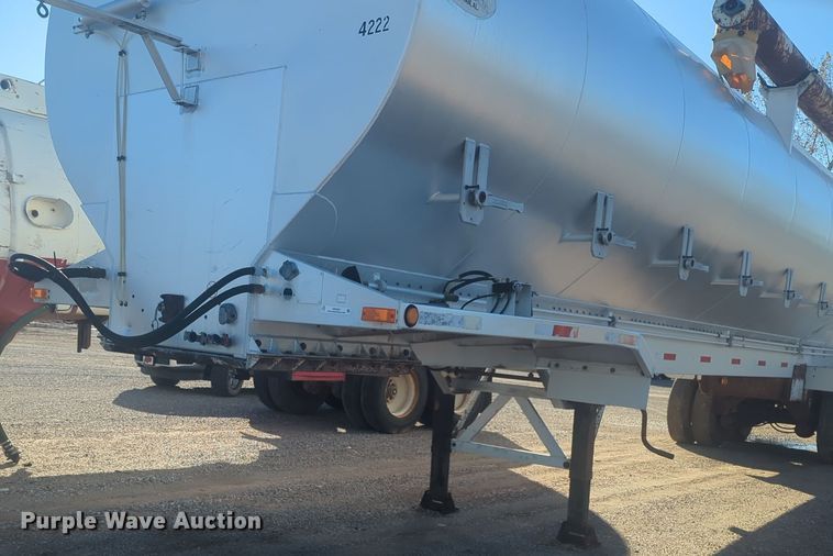 image for item ER4567 2006 Pinson feed delivery trailer