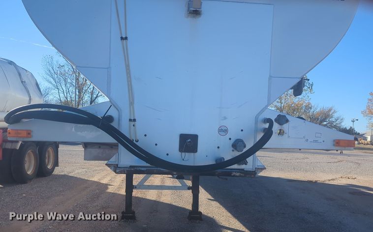 image for item ER4567 2006 Pinson feed delivery trailer