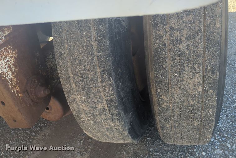 image for item ER4567 2006 Pinson feed delivery trailer