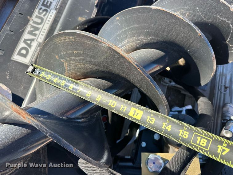 image for item ER4629 Danuser T3 skid steer post driver