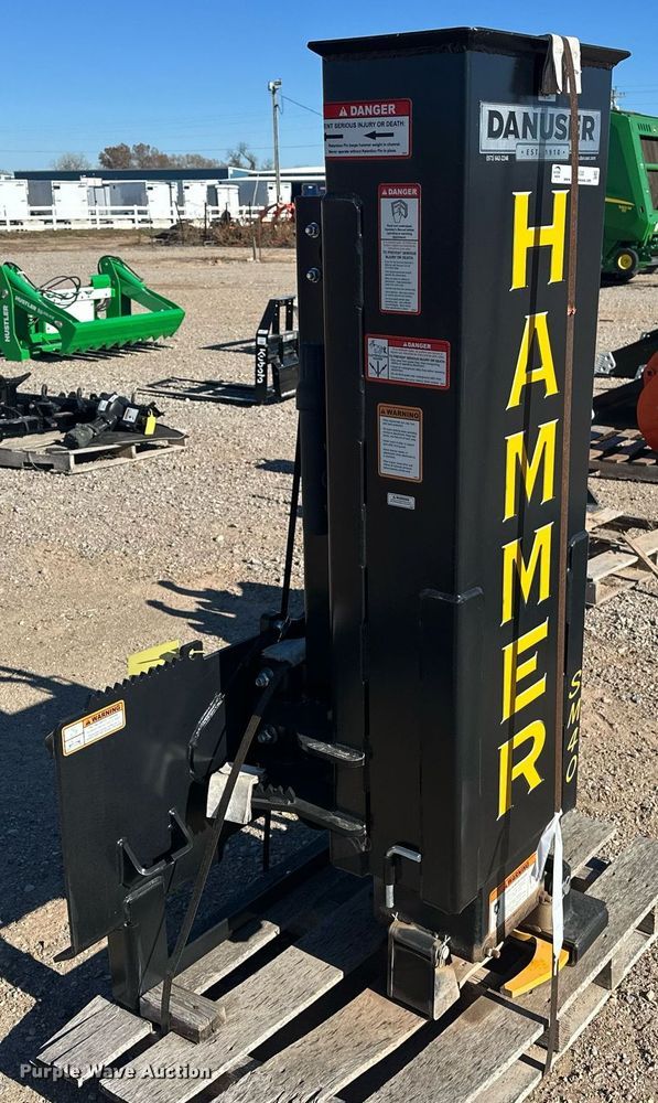 image for item ER4630 Danuser SM40 skid steer post driver