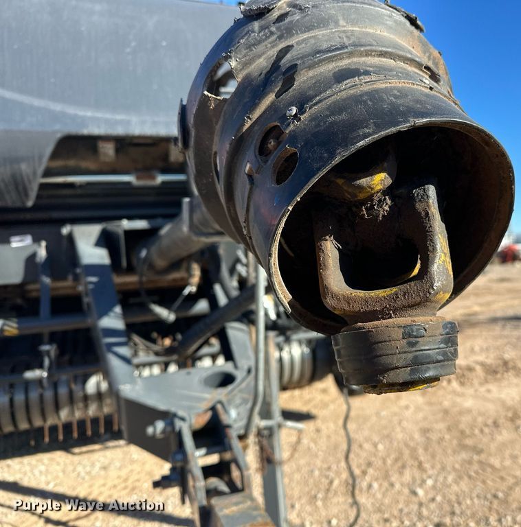 image for item ER4639 2015 Kubota BV4180 round baler