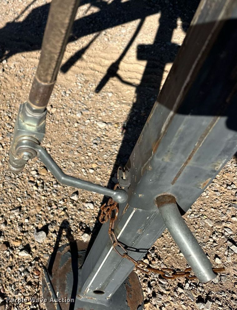 image for item ER4639 2015 Kubota BV4180 round baler