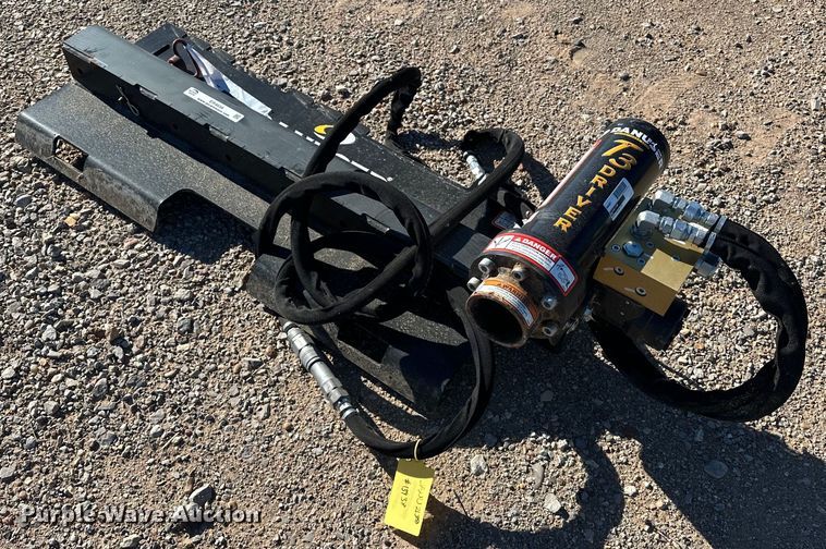 image for item ER4656 Danuser T3 skid steer post driver