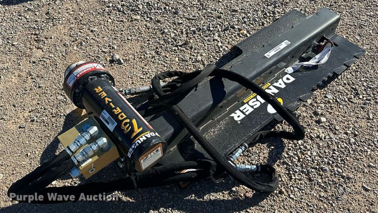 image for item ER4656 Danuser T3 skid steer post driver