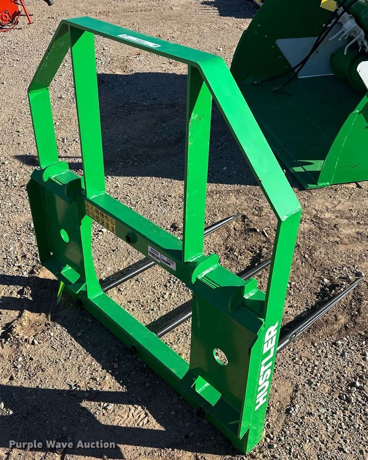 image for item ER4661 Hustler LiftMax LE110 skid steer bale spear