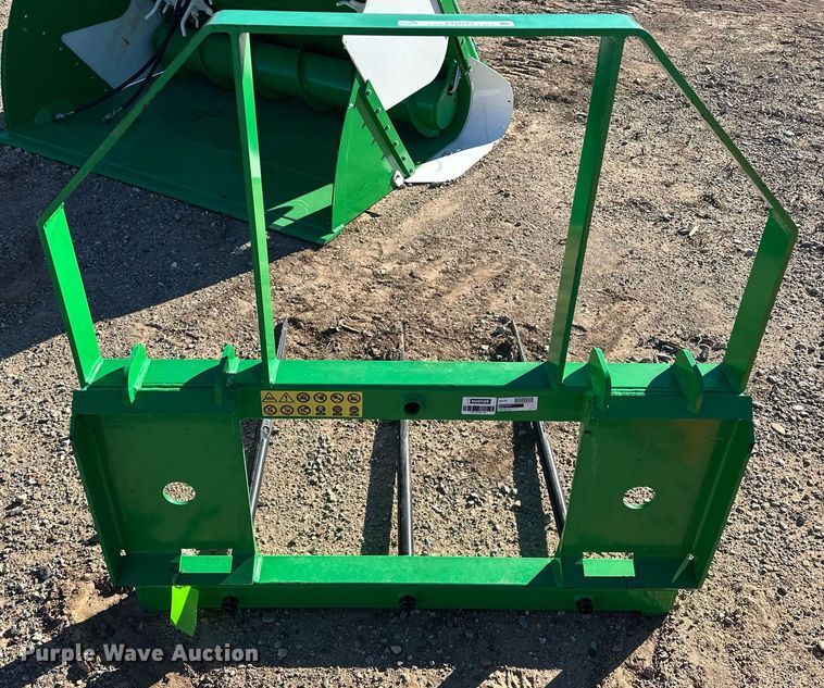 image for item ER4661 Hustler LiftMax LE110 skid steer bale spear