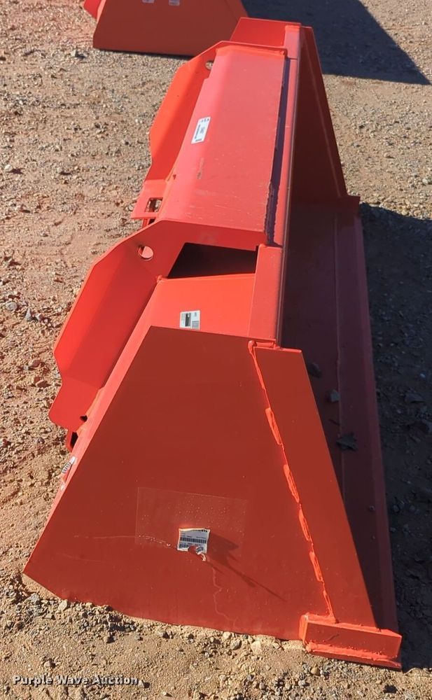 image for item ER4667 Kubota L2236 72