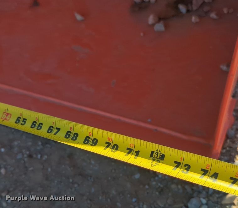 image for item ER4667 Kubota L2236 72