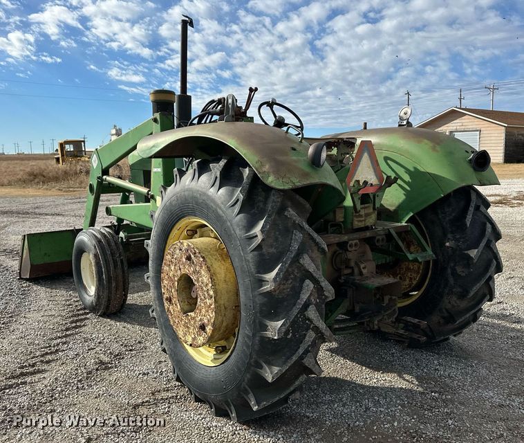 image for item ER8328 1965 John Deere 4020 tractor