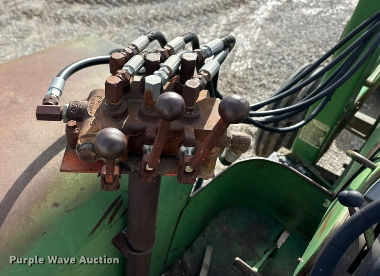 image for item ER8328 1965 John Deere 4020 tractor