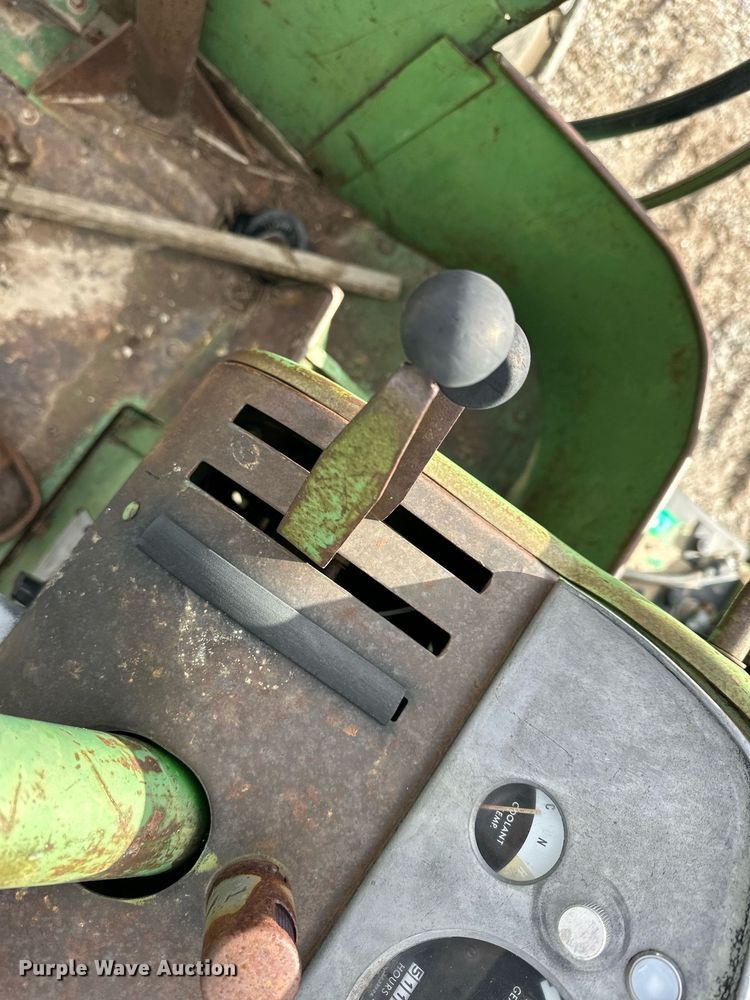 image for item ER8328 1965 John Deere 4020 tractor