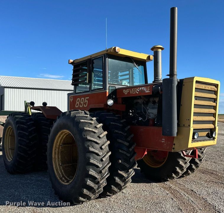image for item ER8329 1982 Versatile 895 4WD tractor