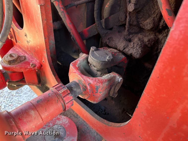 image for item ER8329 1982 Versatile 895 4WD tractor