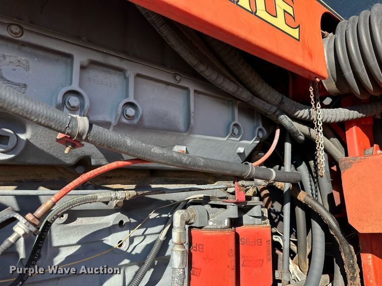 image for item ER8329 1982 Versatile 895 4WD tractor