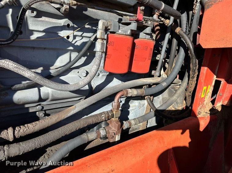 image for item ER8329 1982 Versatile 895 4WD tractor