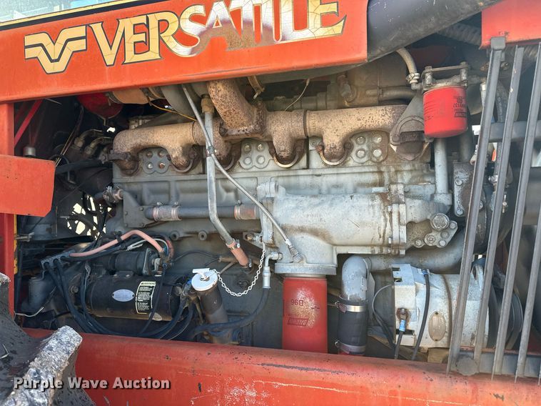 image for item ER8329 1982 Versatile 895 4WD tractor