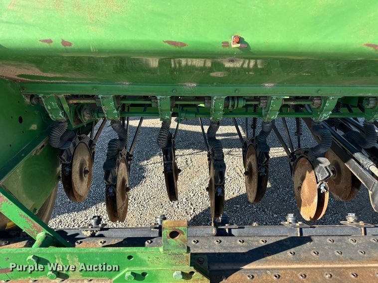image for item ER8330 John Deere 8500 grain drill