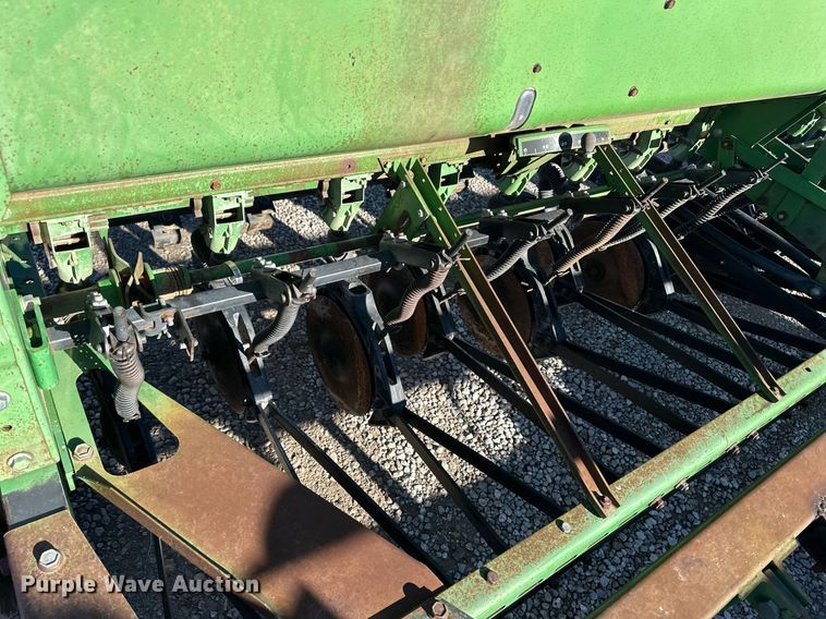 image for item ER8330 John Deere 8500 grain drill