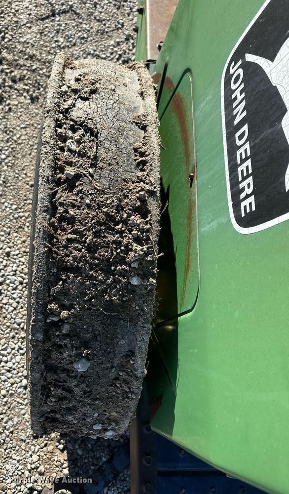 image for item ER8330 John Deere 8500 grain drill