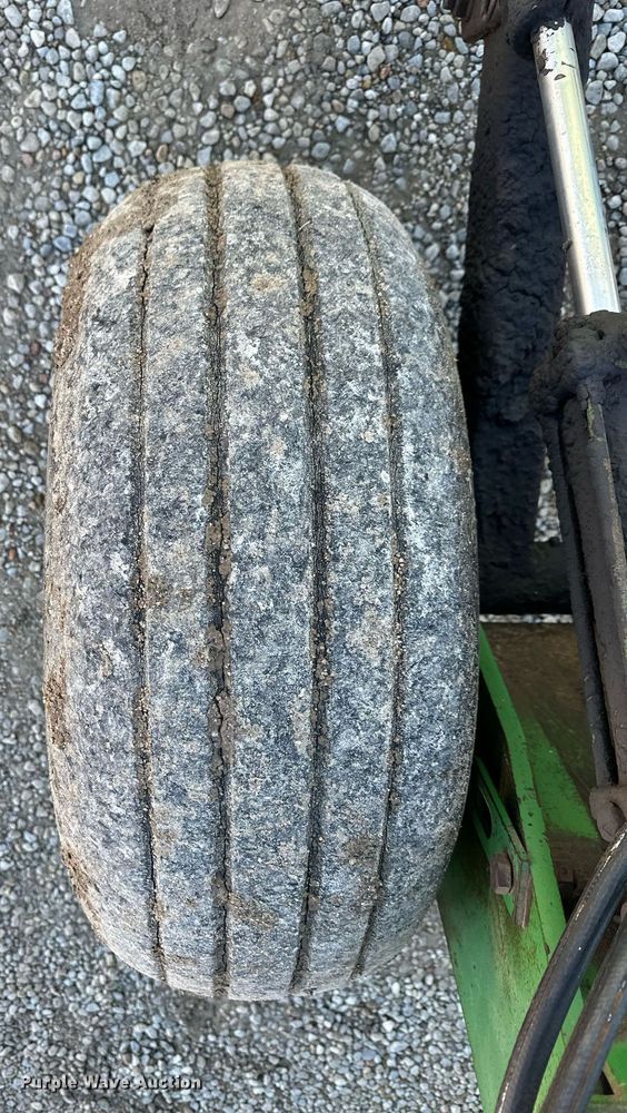 image for item ER8330 John Deere 8500 grain drill