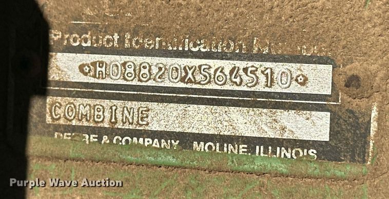 image for item ER8331 1983 John Deere 8820 Turbo combine