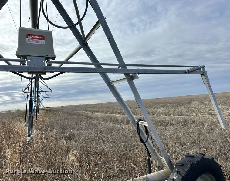 image for item ER8442 Valley 7000 center pivot