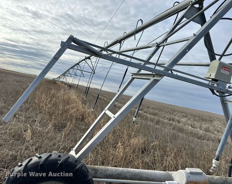image for item ER8442 Valley 7000 center pivot