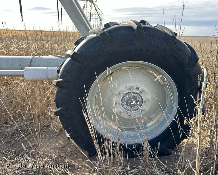 image for item ER8442 Valley 7000 center pivot