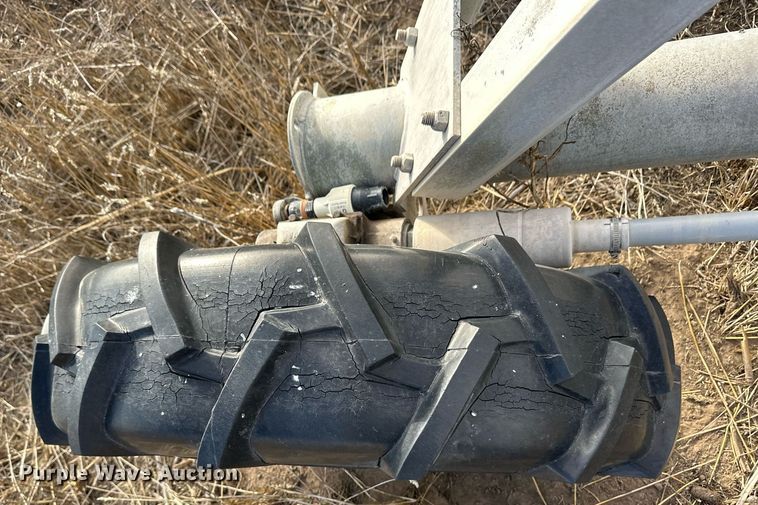 image for item ER8442 Valley 7000 center pivot