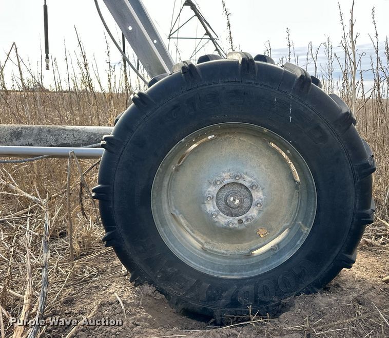 image for item ER8442 Valley 7000 center pivot