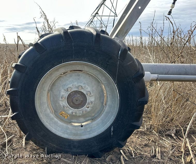 image for item ER8442 Valley 7000 center pivot