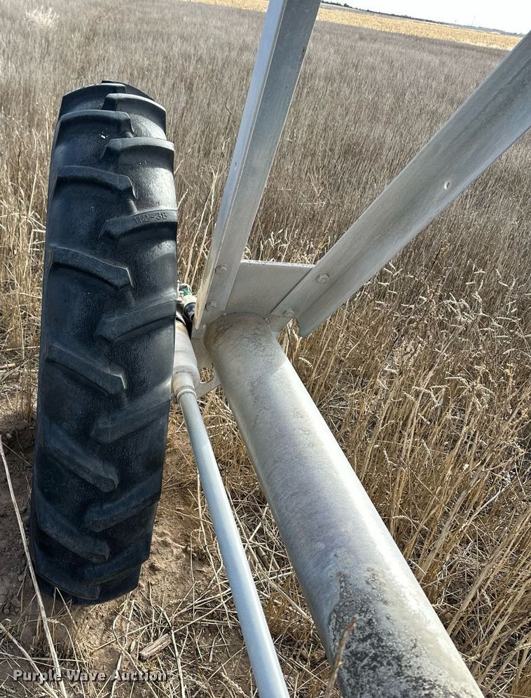 image for item ER8442 Valley 7000 center pivot