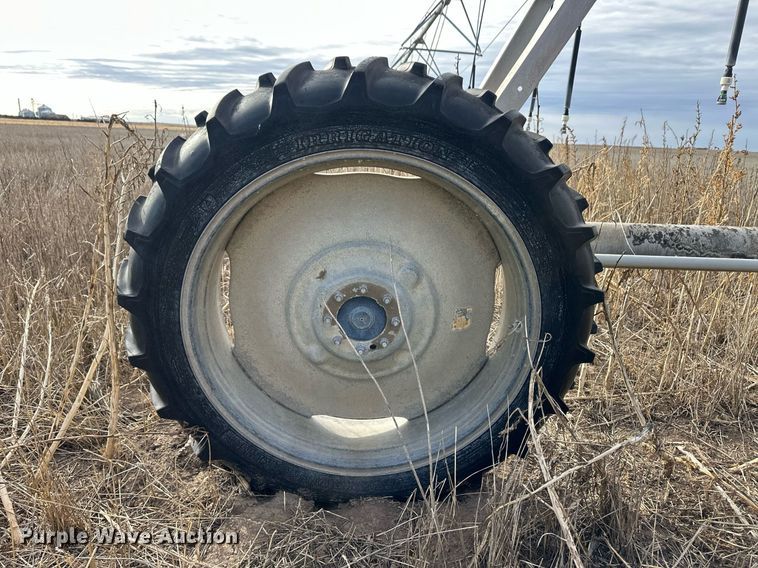 image for item ER8442 Valley 7000 center pivot