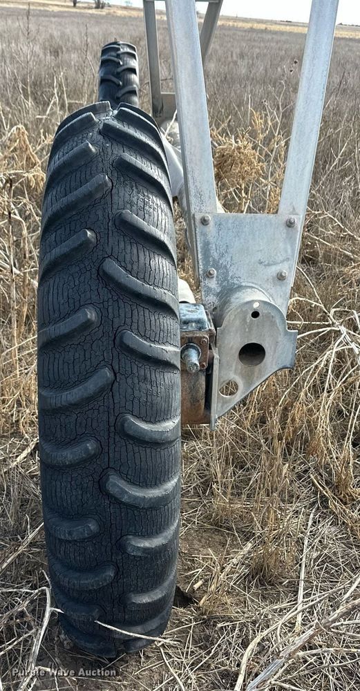 image for item ER8442 Valley 7000 center pivot