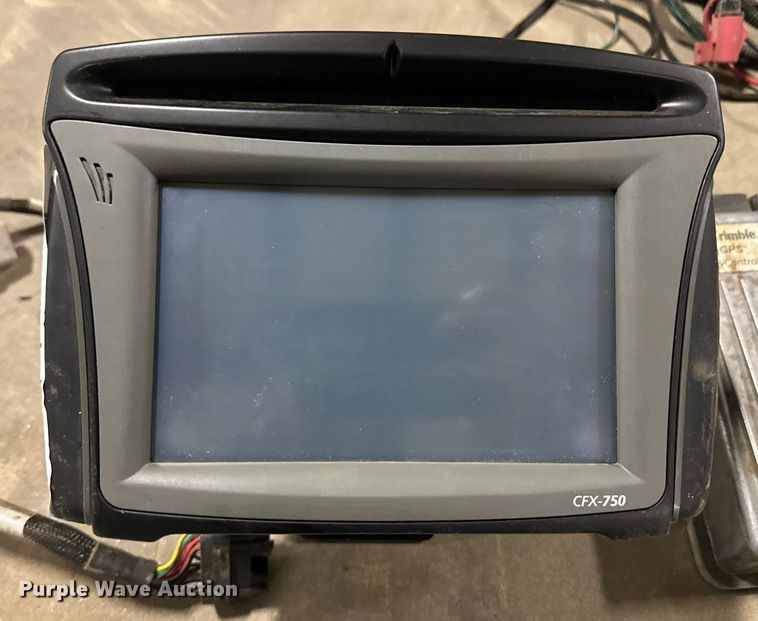 image for item ER8455 Trimble GPS system