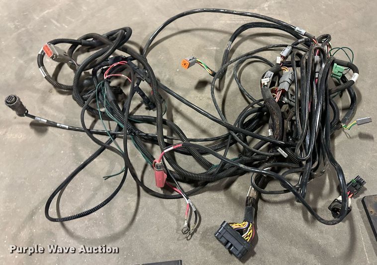 image for item ER8455 Trimble GPS system