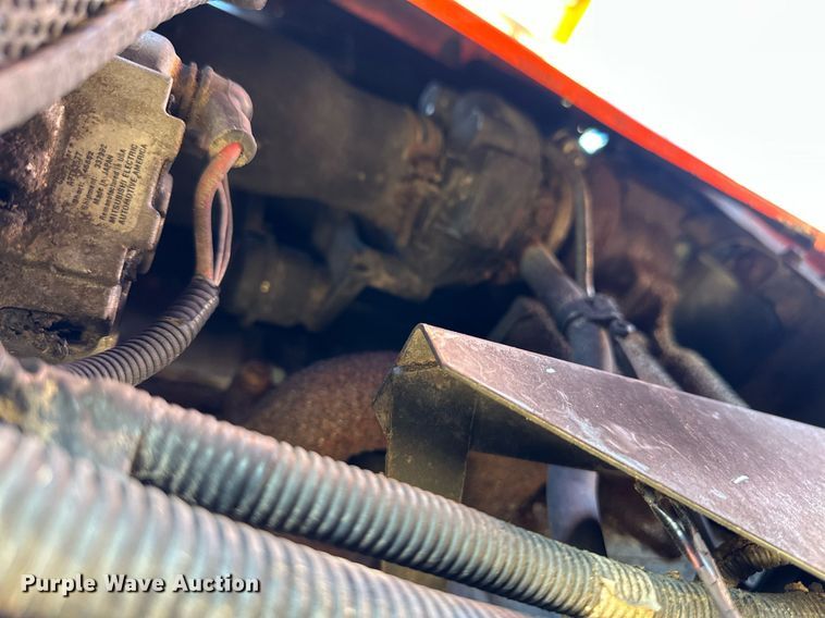 image for item ER8463 Kubota 9000 tractor