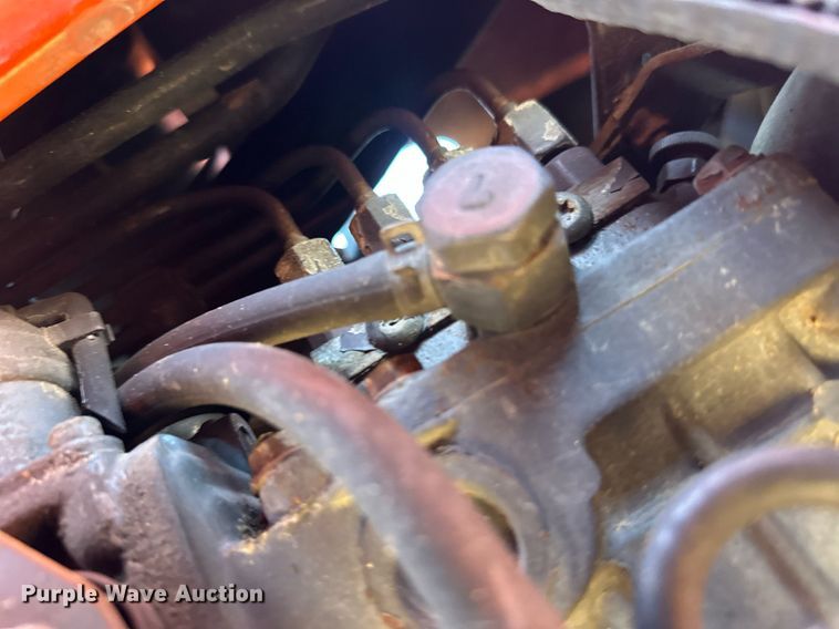 image for item ER8463 Kubota 9000 tractor