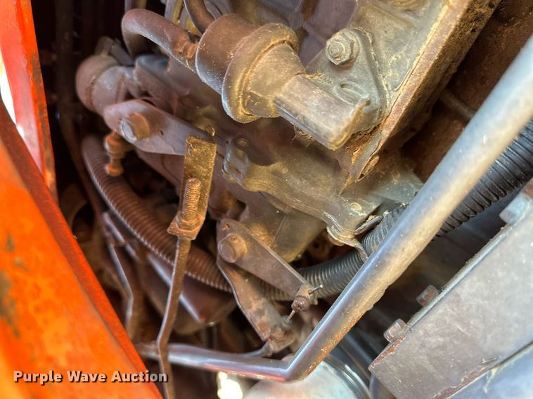 image for item ER8463 Kubota 9000 tractor