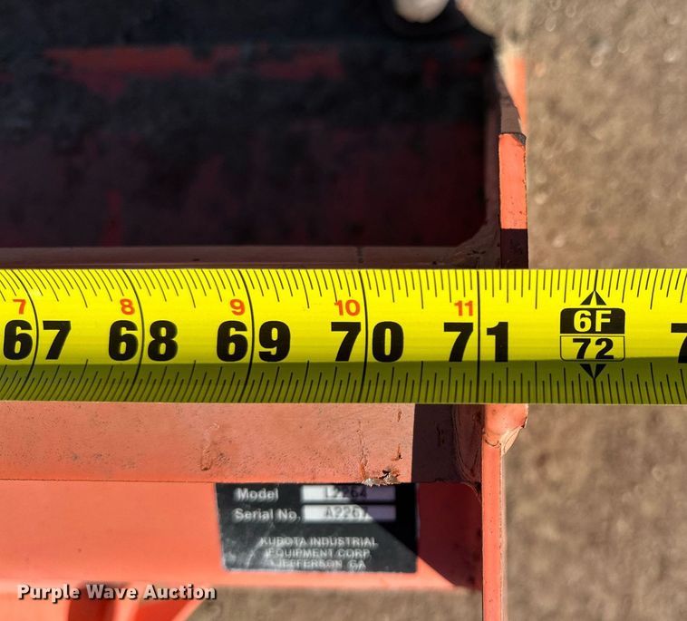 image for item ER8463 Kubota 9000 tractor