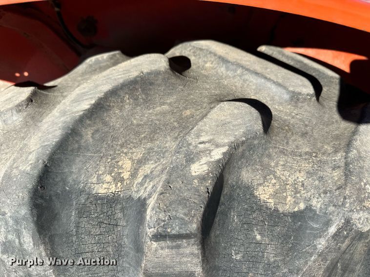 image for item ER8463 Kubota 9000 tractor