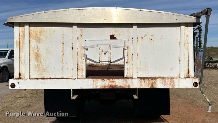 image for item ER8466 Shop built grain trailer