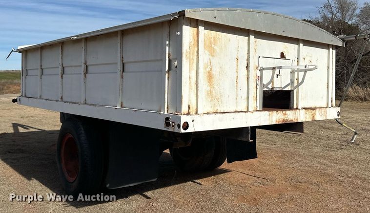 image for item ER8466 Shop built grain trailer