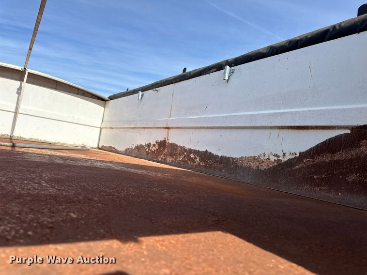 image for item ER8466 Shop built grain trailer